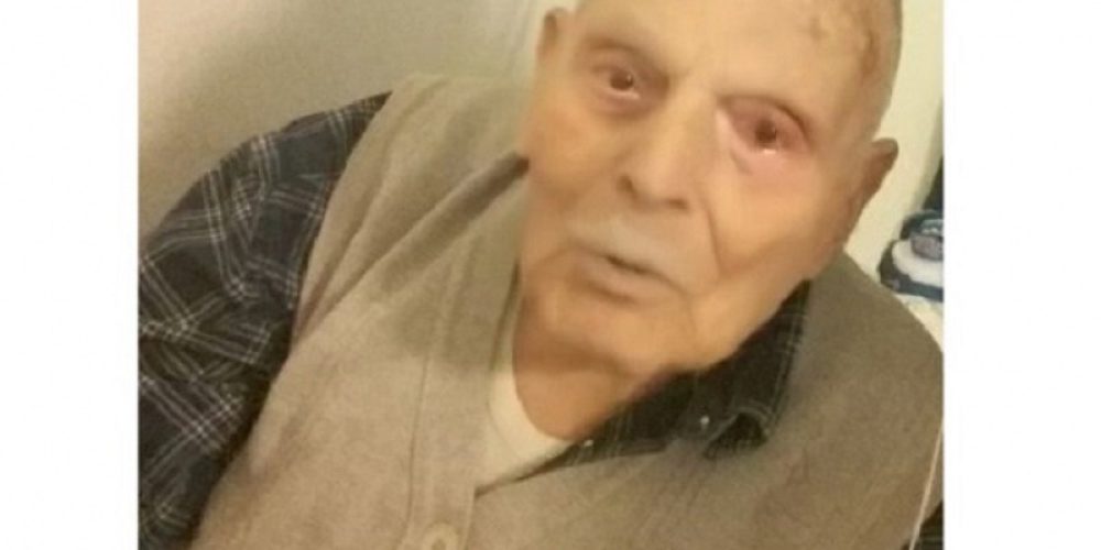 Κρητικός 108 ετών μοιράζεται το μυστικό της μακροζωίας του