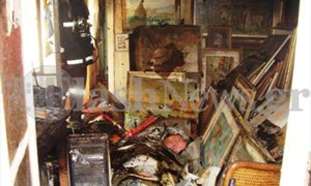 Πυρκαγιά στο εργαστήριο ζωγραφικής του Γ.Λουράκη στα Χανιά