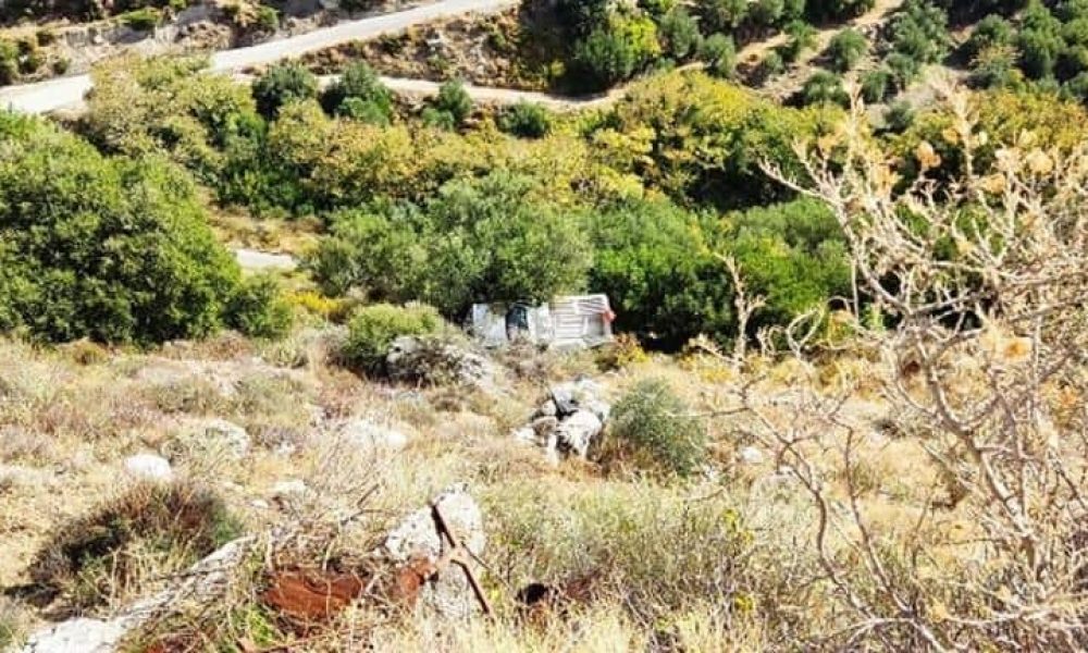 Τραγωδία στην Κρήτη - Αγροτικό έπεσε στον γκρεμό - Νεκρός ο οδηγός (φωτο)