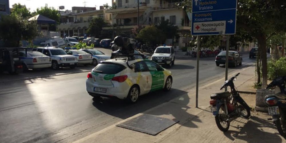 Το αυτοκίνητο της Google κατασκοπεύει τα Χανιά (φωτο)