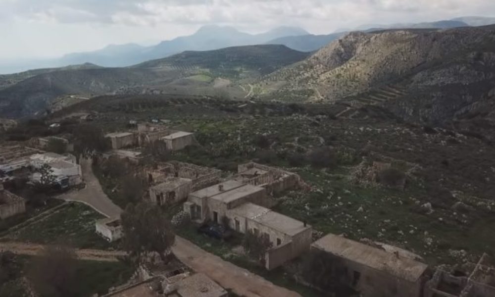 Το πανέμορφο χωριό της Κρήτης που έμεινε χωρίς κατοίκους – Συγκινητικό βίντεο