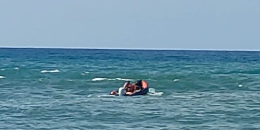 Χανιά: Άνδρας έχασε τη ζωή του στη θάλασσα – Τον ανέσυραν με φουσκωτό