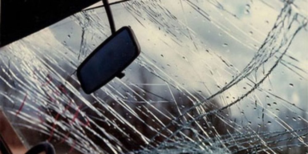 Θανατηφόρο τροχαίο στο Λασίθι – Αυτοκίνητο έπεσε πάνω σε λεωφορείο