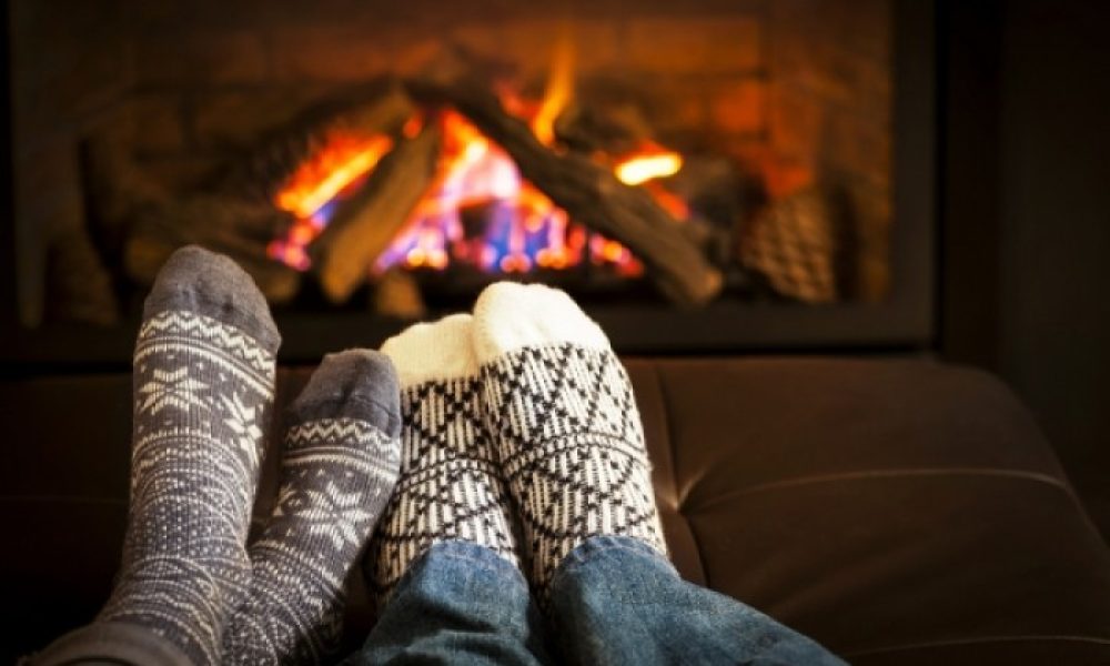 Τι σχέση έχουν τα κρύα πόδια με τη γρίπη και το κρυολόγημα;