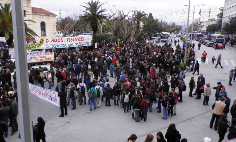 Οι Αγανακτισμένοι επιστρέφουν στις πλατείες στο πλευρό της κυβέρνησης! - Συλλαλητήριο και στα Χανιά