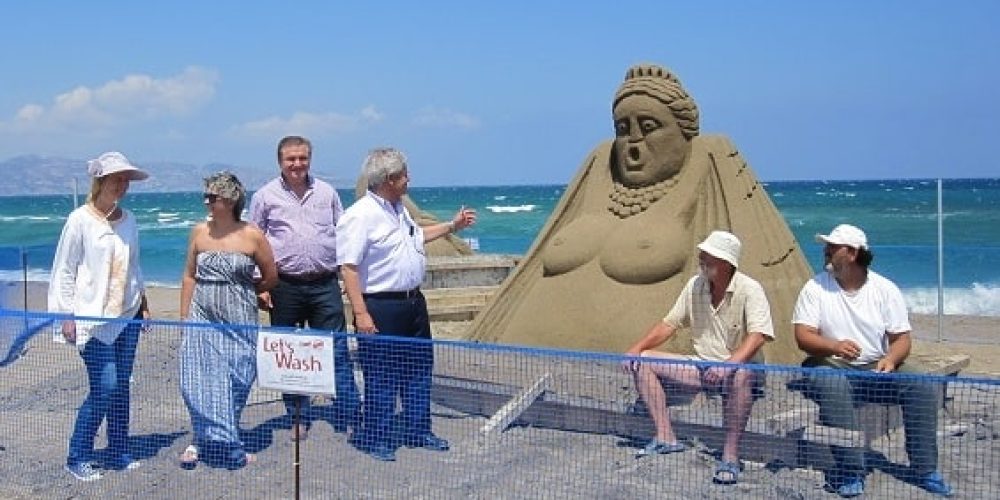 Κρήτη: Μαγεύουν τα γλυπτά από άμμο στην Αμμουδάρα (Photos)