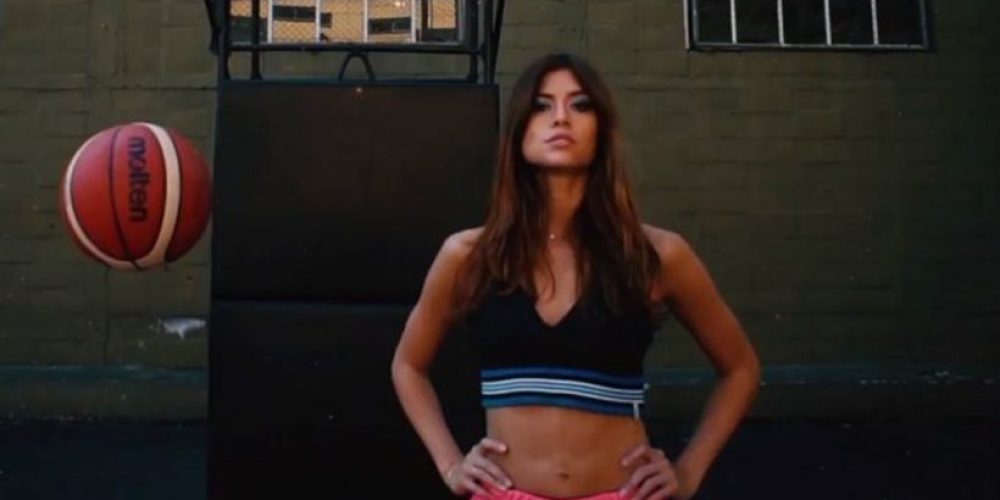Θα θέλετε να την ακολουθήσετε: Σάλος στην Αργεντινή για τη διαφήμιση του γυναικείου μπάσκετ