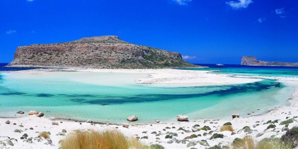 Το Paris Match προτείνει δύο Χανιώτικες παραλίες ως τις κορυφαίες της Ελλάδας