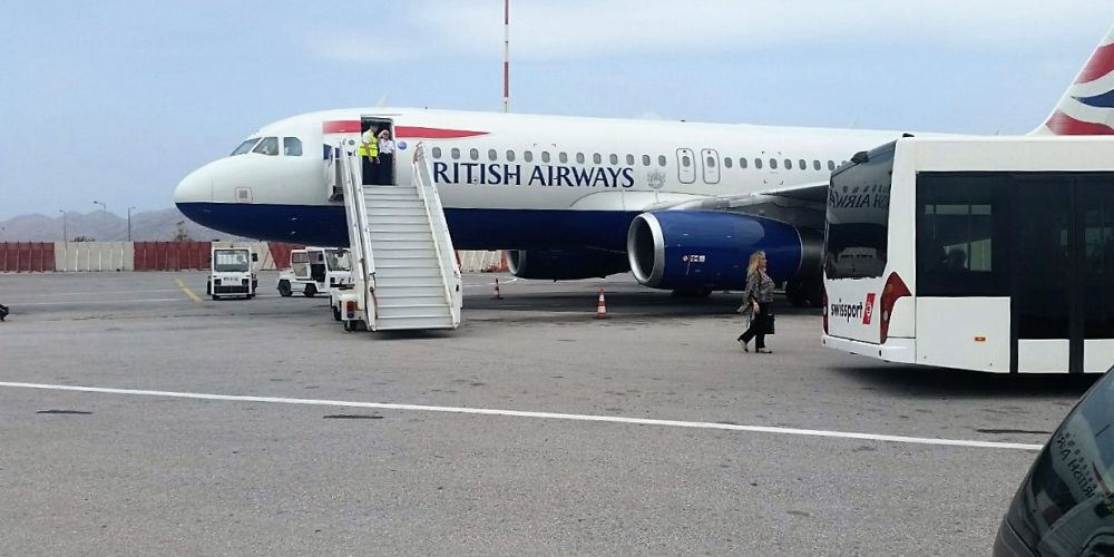 Χανιά: Έσκασαν μύτη τα πρώτα τουριστάκια από το Λονδίνο με British Airways