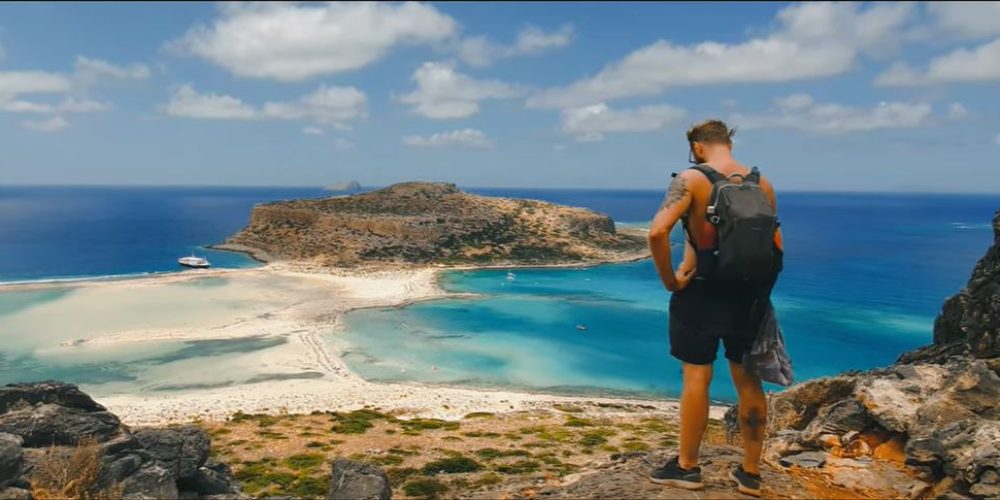 Ένας Χανιώτης δείχνει τις ομορφιές της Κρήτης σε ένα βίντεο: “Ο παράδεισος υπάρχει σε ένα νησί της Ελλάδας” (Video)