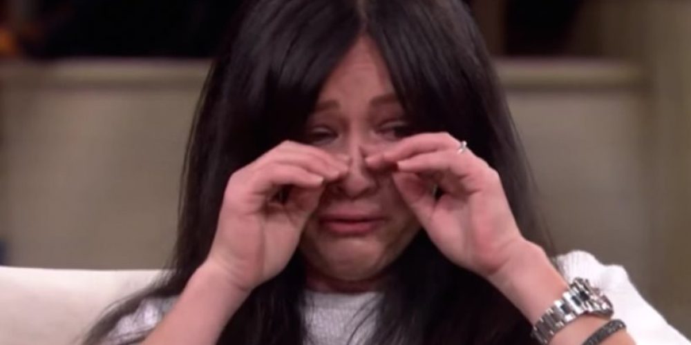 Η Brenda του «Beverly Hills» ξεσπά σε δάκρυα: «Λόγω των χημειοθεραπειών είναι αδύνατον να γίνω μητέρα» (βίντεο)