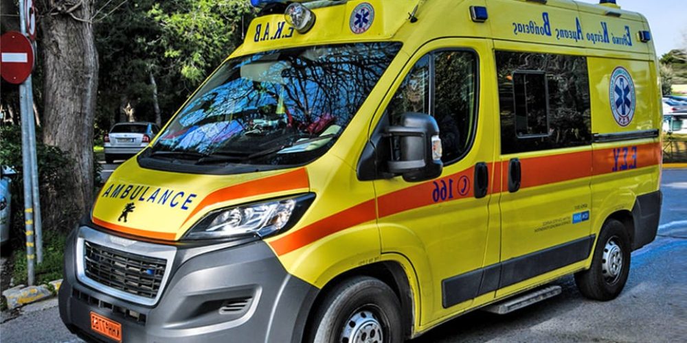 Κρήτη: Σοβαρό τροχαίο με τρεις τραυματίες μετά από κόντρες