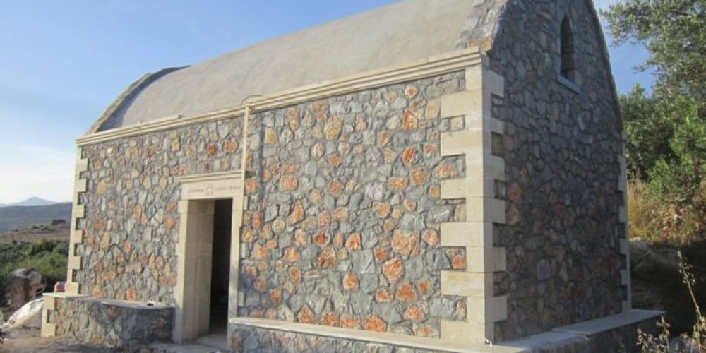 Ο πρώτος ναός στην Κρήτη αφιερωμένος στους Άγιους Πορφύριο και Παΐσιο ανοίγει τις πύλες του