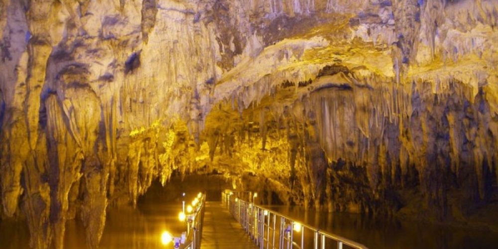 Πέντε σπήλαια – ονειρικά κρησφύγετα στην Κρήτη (φώτο – βίντεο)