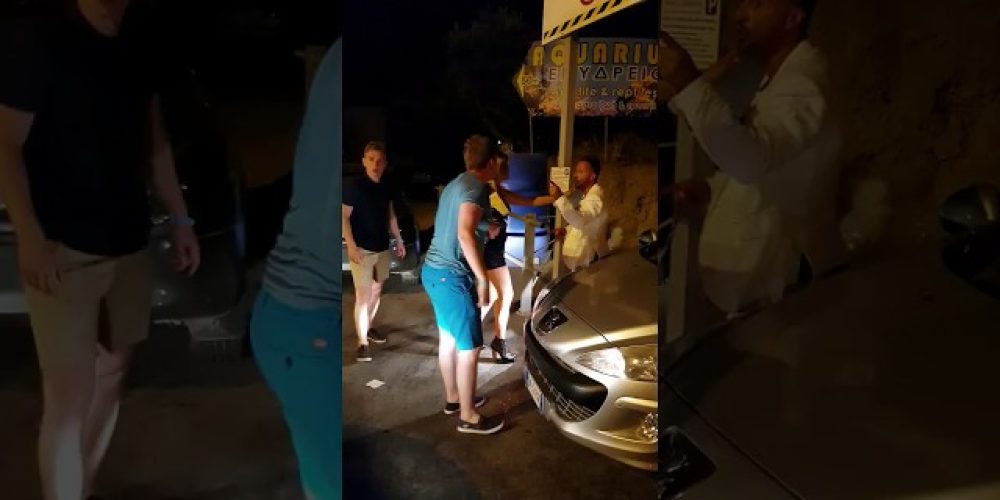 Κρήτη: Έπεσε ξύλο μεταξύ τουριστών – Ιταλορωσική σύρραξη (βίντεο)