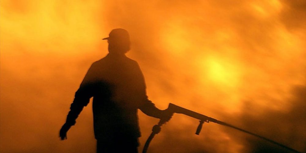 Χανιά: Συνεχίζεται η μάχη με τις φλόγες  Απειλήθηκαν σπίτια στην Κίσσαμο Συνελήφθη ένα άτομο