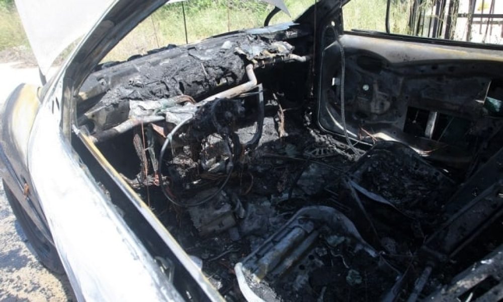 Φωτιά σε εν κινήσει όχημα – Απανθρακώθηκε ο οδηγός!