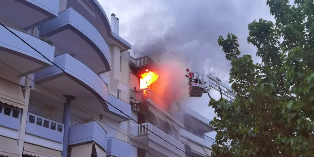 Τραγωδία σε διαμέρισμα – Γυναίκα βρέθηκε απανθρακωμένη έπειτα από πυρκαγιά (φωτο)