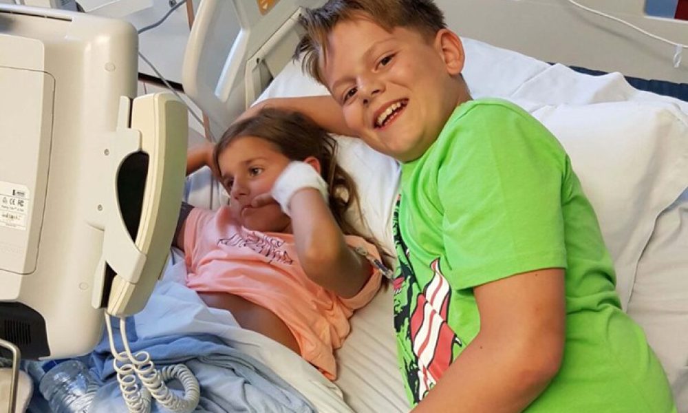 Ο 11χρονος που έσωσε τη ζωή της αδερφής του εντοπίζοντας έναν σπάνιο όγκο
