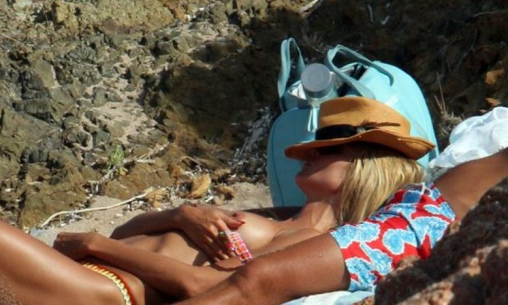 Heidi Klum: Τόπλες ερωτικά παιχνίδια με τον σύντροφο της στην άμμο