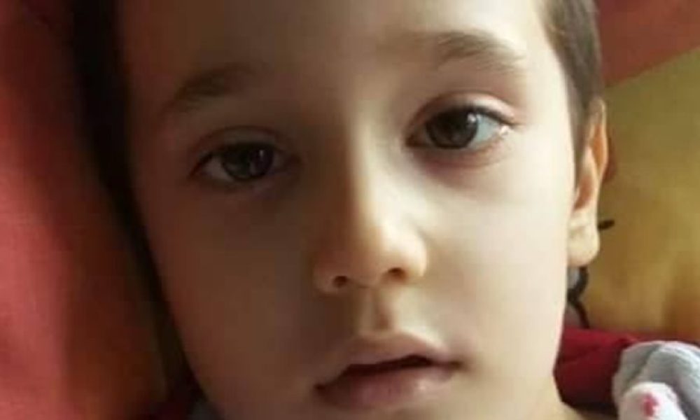 «Help for Aggelos!»: Σελίδα αγάπης για τον 6χρονο που πάσχει από καρκίνο του εγκεφάλου
