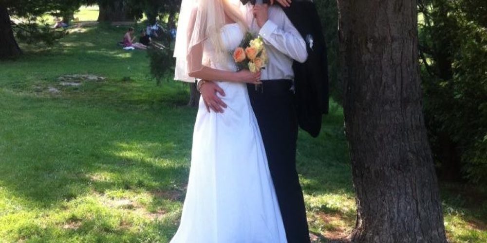 Ντύθηκε νυφούλα η Τζούλια Αλεξανδράτου- Οι πρώτες φωτογραφίες του γάμου