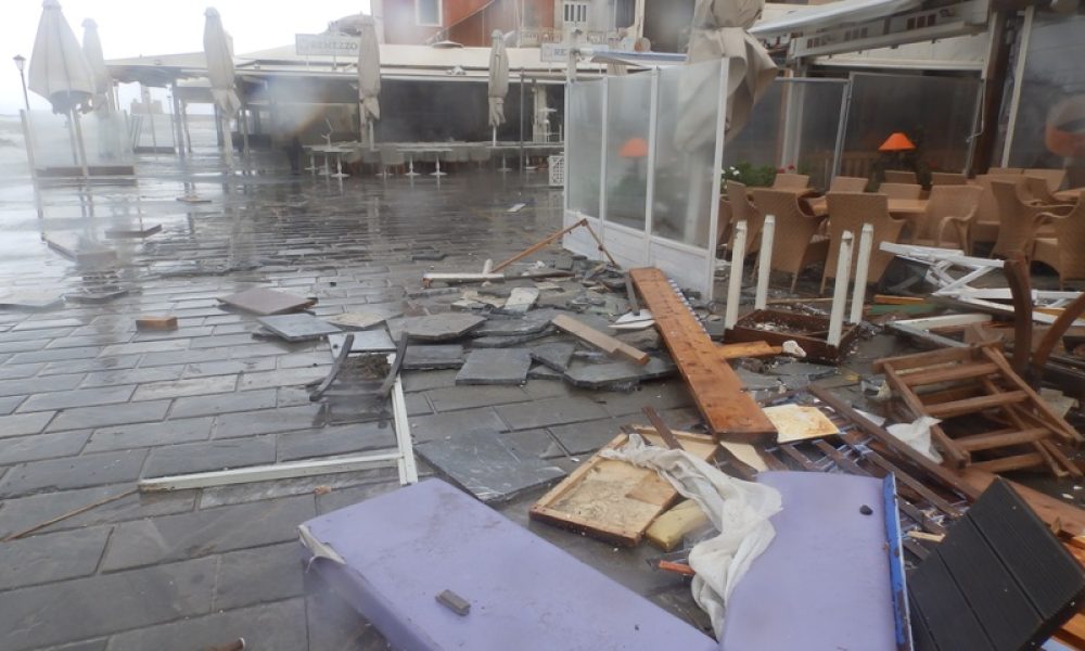 Τις πληγές του μετράει ο δήμος Χανίων - Βιβλικές καταστροφές στην παραλιακή ζώνη