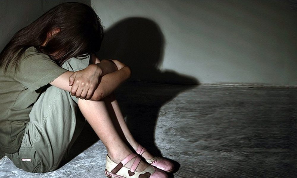 «Θεέ μου τι έκανα», μονολογούσε σοκαρισμένη η 14χρονη που μαχαίρωσε τη μητέρα της