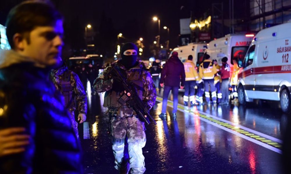 Σε κατάσταση πολέμου η Τουρκία: Στους 39 οι νεκροί από την επίθεση στην Κωνσταντινούπολη