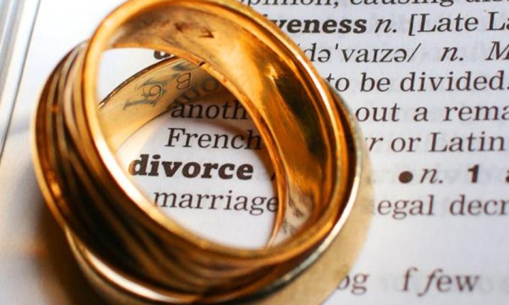 DivorceHotel: Μπαίνεις παντρεμένος και σε μία εβδομάδα βγαίνεις... χωρισμένος