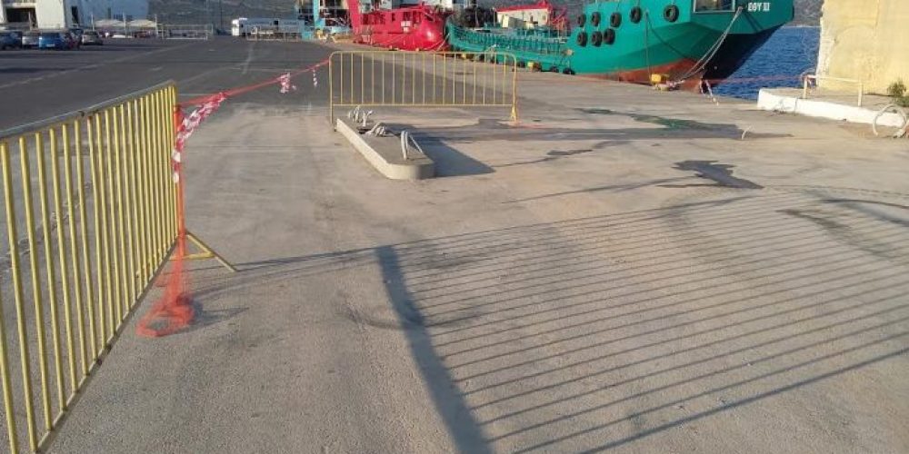 Χανιά : Τρακάρανε μέσα στο λιμάνι της Σούδας