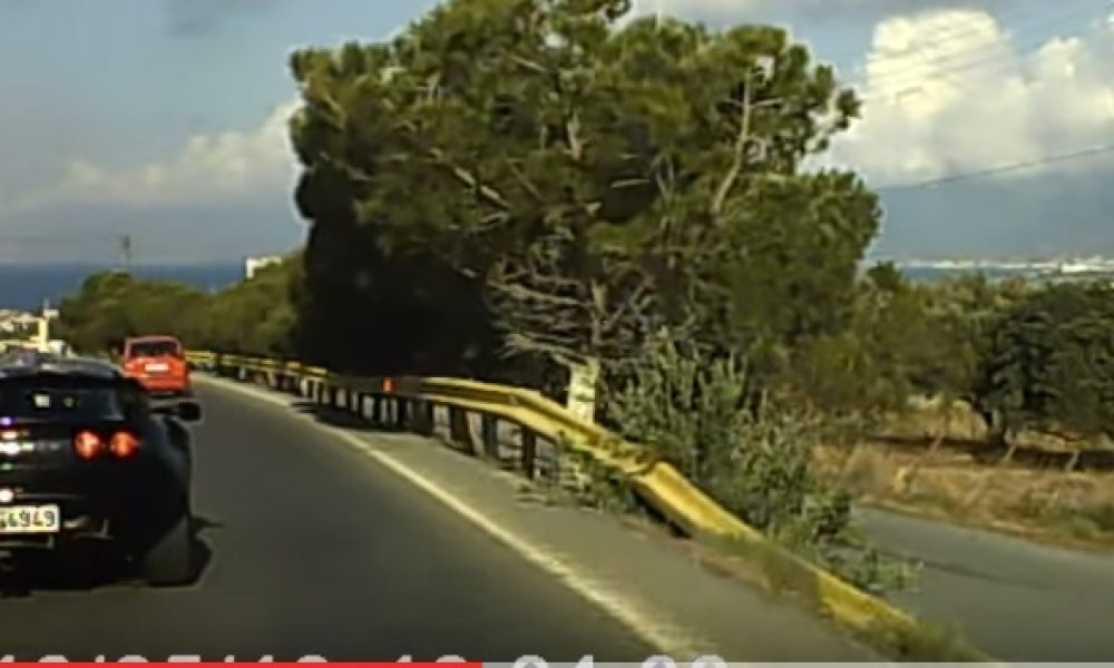 Απίστευτο βίντεο με Lotus που γκαζώνει επικίνδυνα σε δρόμο της Κρήτης