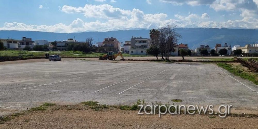 Χανιά: Εργασίες στο πρώην Στρατόπεδο Μαρκοπούλου για να μετατραπεί μέρος του σε πάρκινγκ (φωτο)