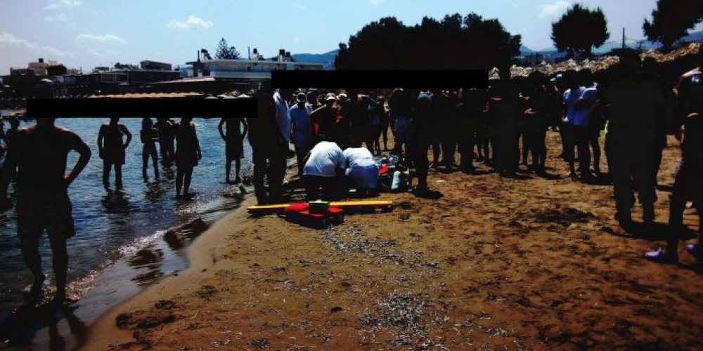 Χανιά: Πέθανε στη θάλασσα στον Μαύρο Μώλο μπροστά στους λουόμενος (Photo)