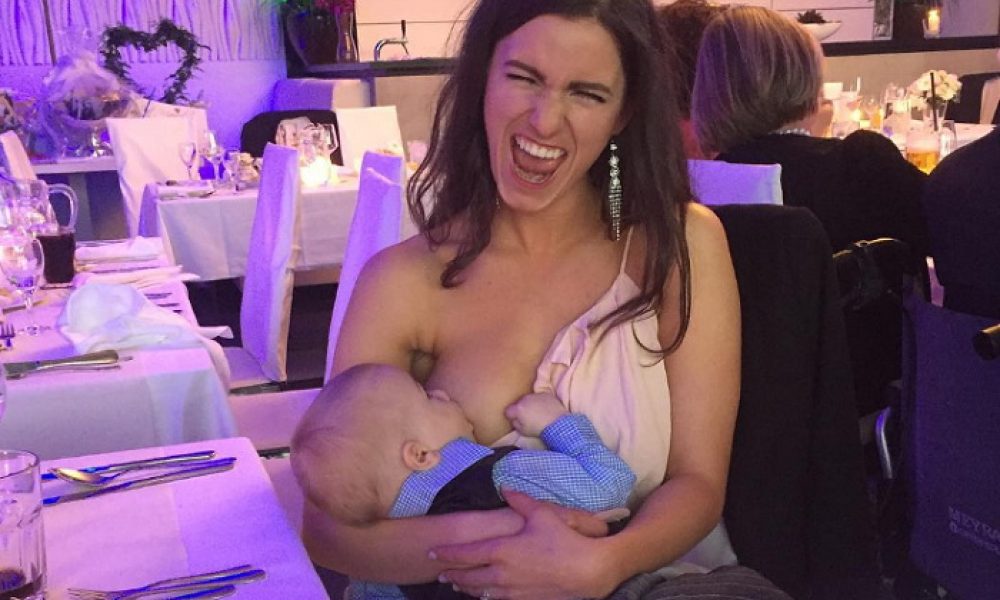 Θήλασε το μωρό της σε γαμήλιο πάρτι και έγινε... viral