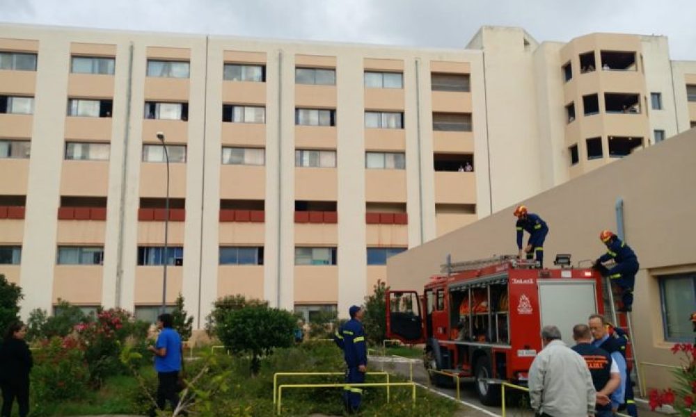 Εκκενώνουν το Νοσοκομείο Χανίων! Οι πρώτες φωτογραφίες από την μεγάλη άσκηση σεισμού και πυρκαγιάς