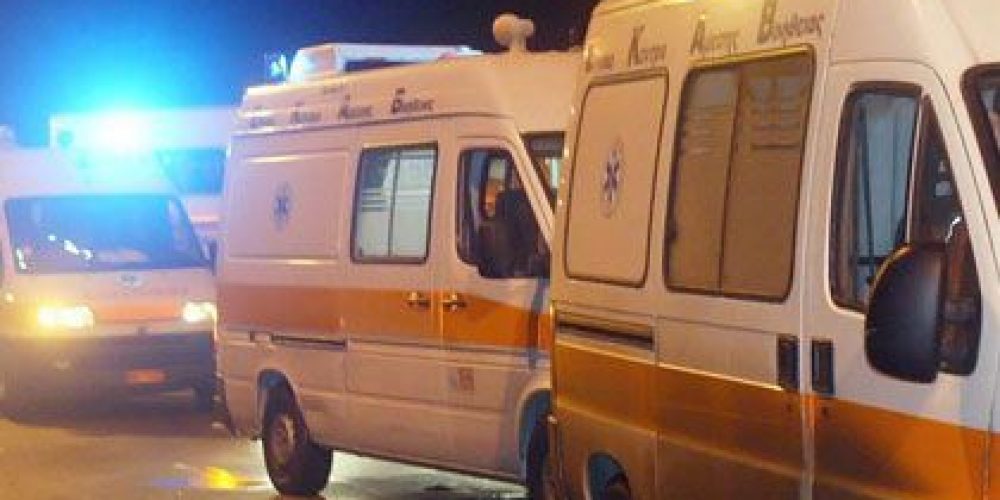 Χανιά: Αυτοκίνητο συγκρούστηκε με καρναβαλικό άρμα – Δύο τραυματίες