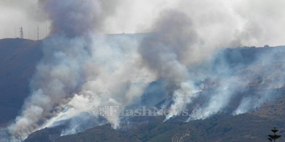Μεγάλη πυρκαγιά στην Μαλάξα – Εμπρησμός με πολλές εστίες ( βίντεο)