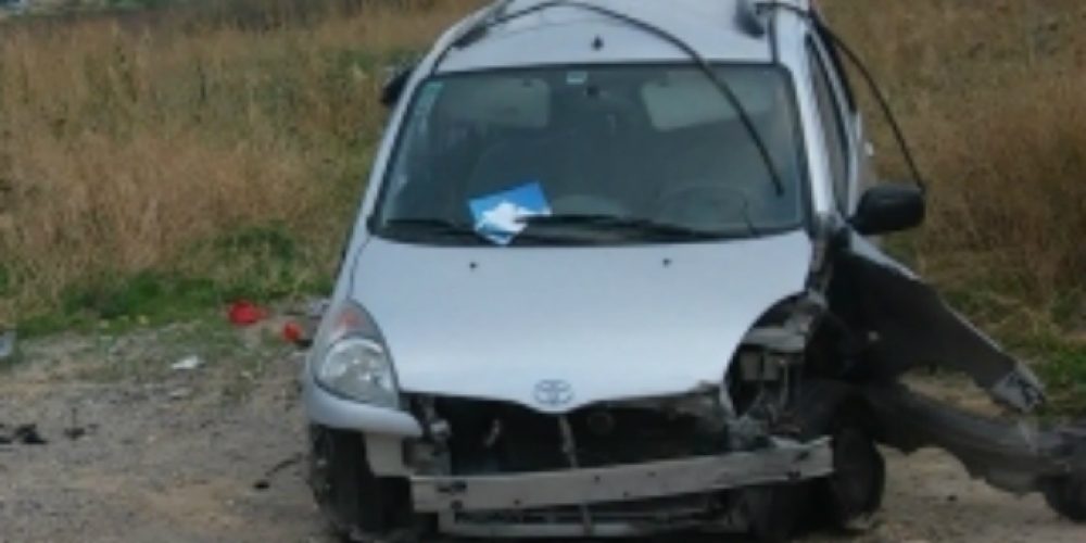 Κρήτη: Γκαζιάρης πιτσιρικάς χωρίς δίπλωμα σμπαράλιασε το αμάξι (Photo)