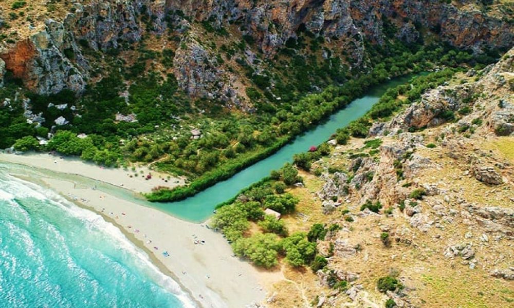 Κρήτη: Πρέβελη Η πιο διάσημη παραλία των χίπις μετά τα Μάταλα (Photos)