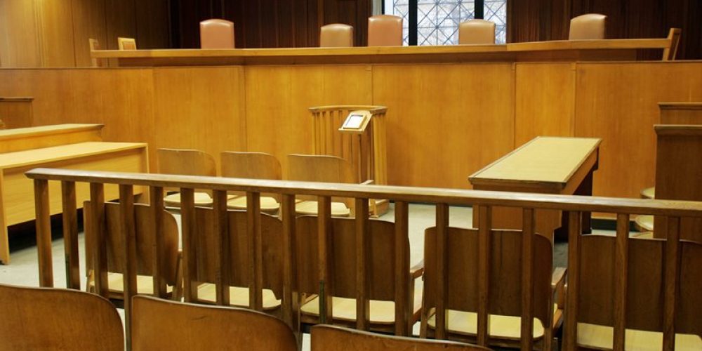 Ανατρίχιασε το δικαστήριο στην Κρήτη: 28χρονη περιέγραψε βιασμούς από τον προπονητή της