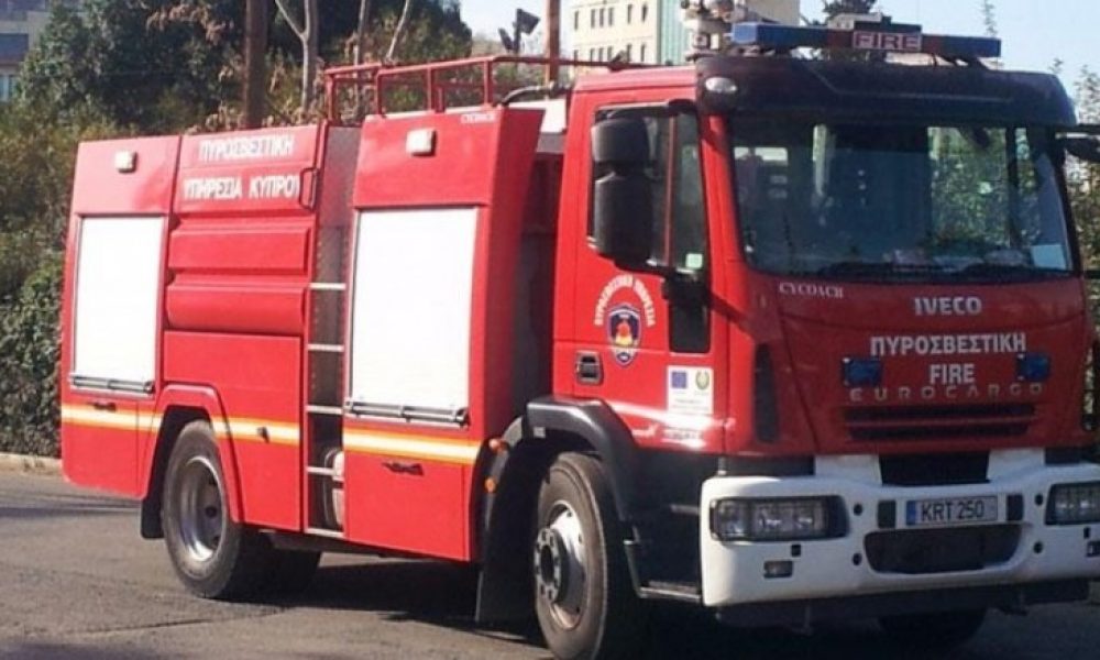 Χανιά: Στο πόδι η πυροσβεστική Φωτιά κοντά σε ξενοδοχείο