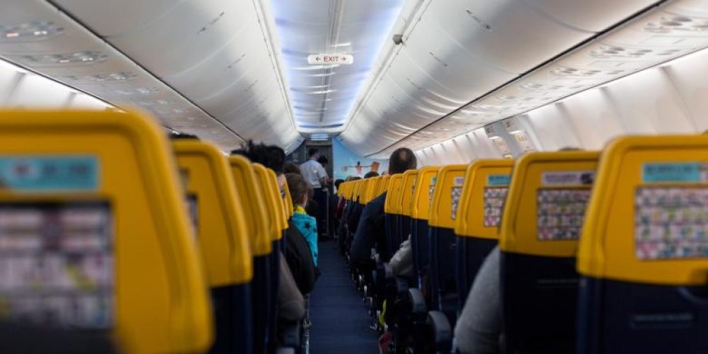 Η Ryanair αλλάζει την πολιτική για τις βαλίτσες από 1η Νοεμβρίου