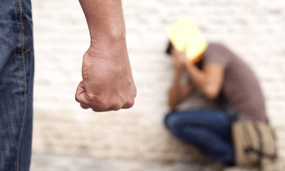 Κρήτη: Απίστευτο περιστατικό bullying Μπουνιές και κλωτσιές σε βάρος 15χρονης από συμμαθητές της