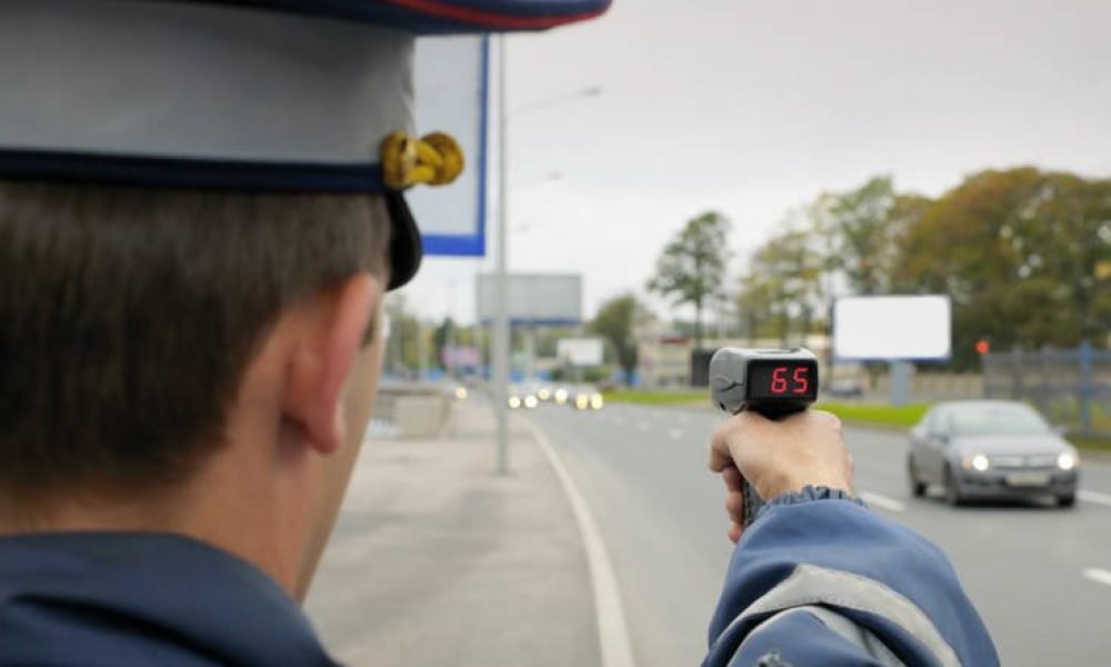 Η αστυνομία της Νέας Ζηλανδίας αποκαλύπτει ένα «απλό κόλπο» για να αποφεύγουμε τα πρόστιμα ταχύτητας