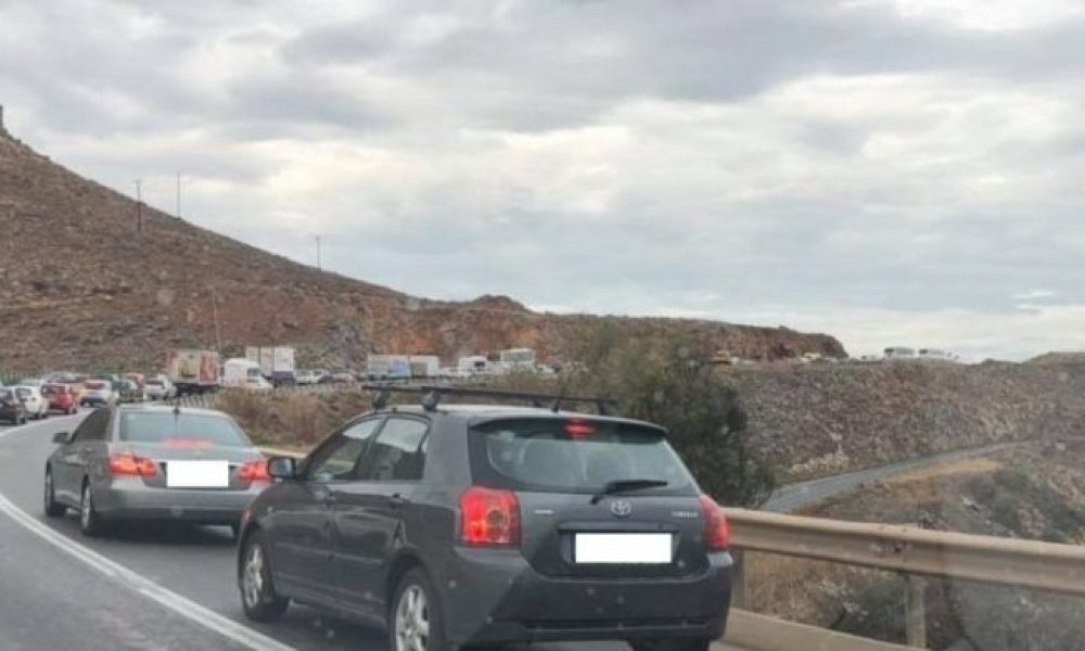 Κρήτη : Καραμπόλα με 6 αυτοκίνητα στην εθνική οδό