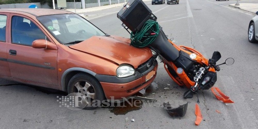 Τροχαίο ατύχημα στα Κουνουπιδιανά με τραυματία οδηγό μοτοσικλέτας