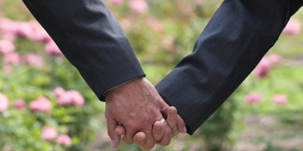 Το πρώτο σύμφωνο συμβίωσης στα Χανιά υπέγραψε ομόφυλο ζευγάρι (video)