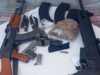Χανιά: Καλάσνικοφ, άλλα όπλα, σφαίρες και άλλα “καλούδια” βρήκε σε έρευνα στα Σφακιά το ΤΑΕ (φωτο)