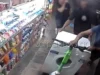 Χανιά: Μετέφεραν πλυντήριο ρούχων πάνω σε ηλεκτρικό πατίνι στο κέντρο της πόλης! (video)